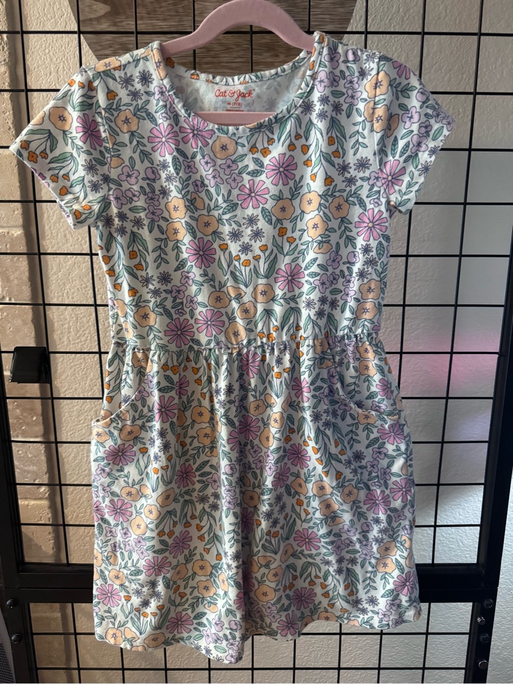 CAT & JACK Girls' Printed Short Sleeve Knit Dress White Flower Floral M 7/8